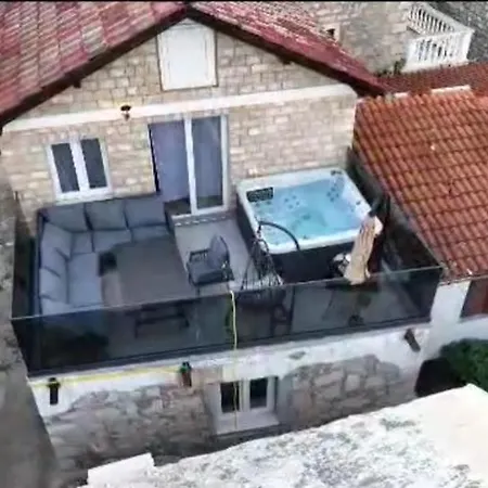 Villa Cico With Jacuzzi *